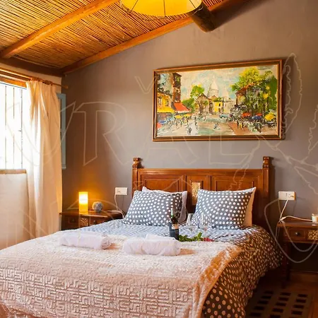 Las Pasas De Country house